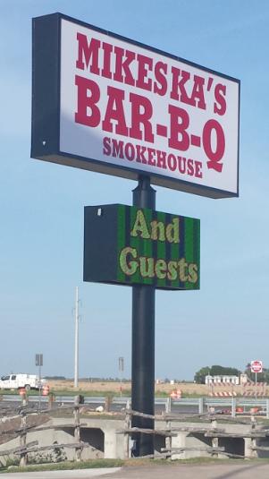 bbqsignpic2